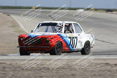 media/Sep-28-2025-24 Hours of Lemons (Sun) [[5dfe0e5f6e]]/12pm (Outside Grapevine)/